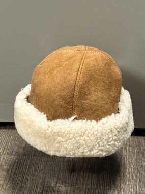 Cabela's Tan and Cream Shearling sheepskin cuff Hat
